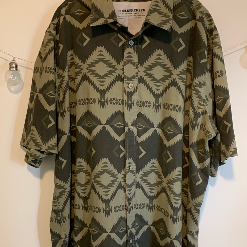 Boulder Creek T-shirt excellent condition is 3xl